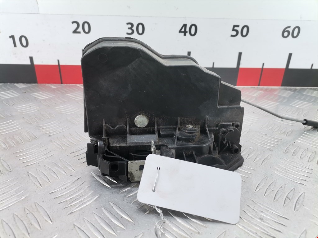 Замок двери передней левой BMW 6er E63/E64 2003-2011