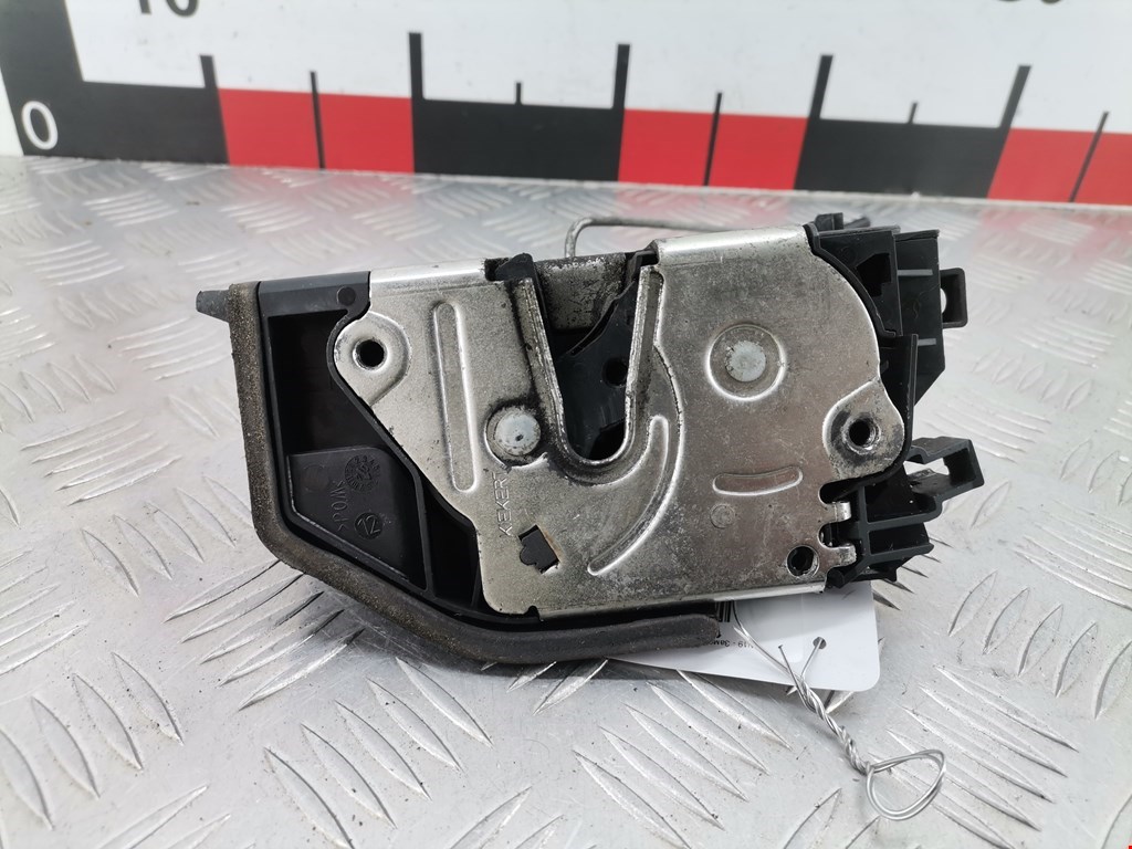 Замок двери передней левой BMW 6er E63/E64 2003-2011