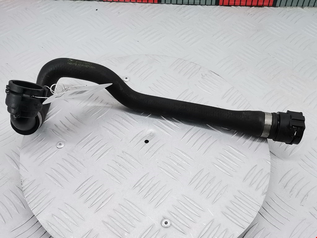 Патрубок системы охлаждения BMW 3-Series (E90/E91/E92/E93) (2004-2013)