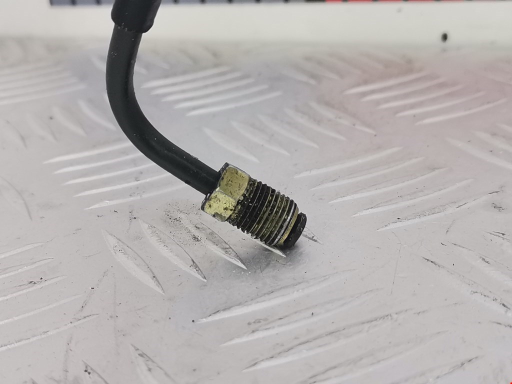 Трубка цилиндра сцепления NISSAN Almera Tino 2000-2006