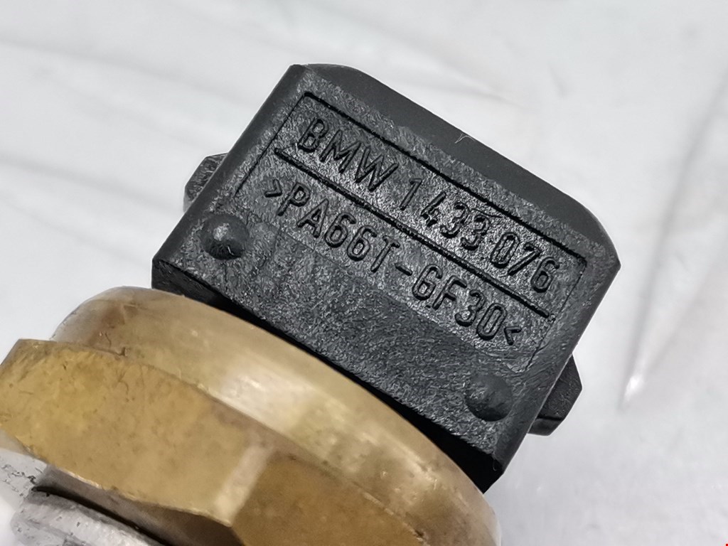 Датчик температуры (охлаждающей жидкости) BMW 3er E90/E91 2005-2012