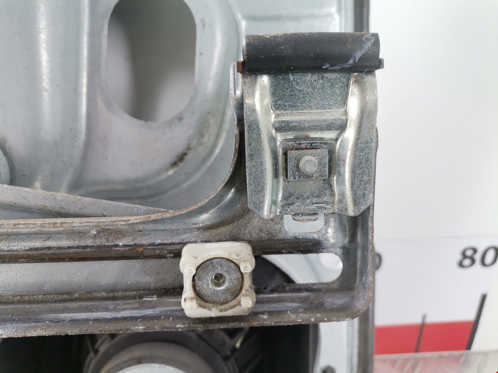 Стеклоподъемник передний правый FORD Focus II 2005-2011