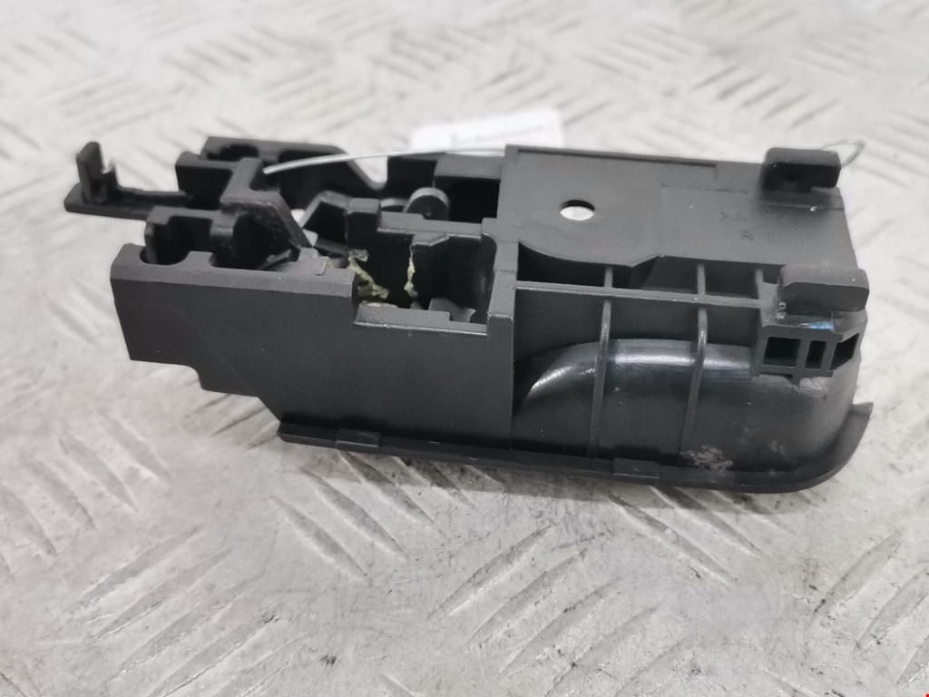 Ручка дверная передняя внутренняя правая SUZUKI Swift 2004-2010