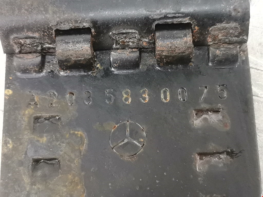 Упор противооткатный MERCEDES-BENZ C-Class C-klasse W203 2000-2007