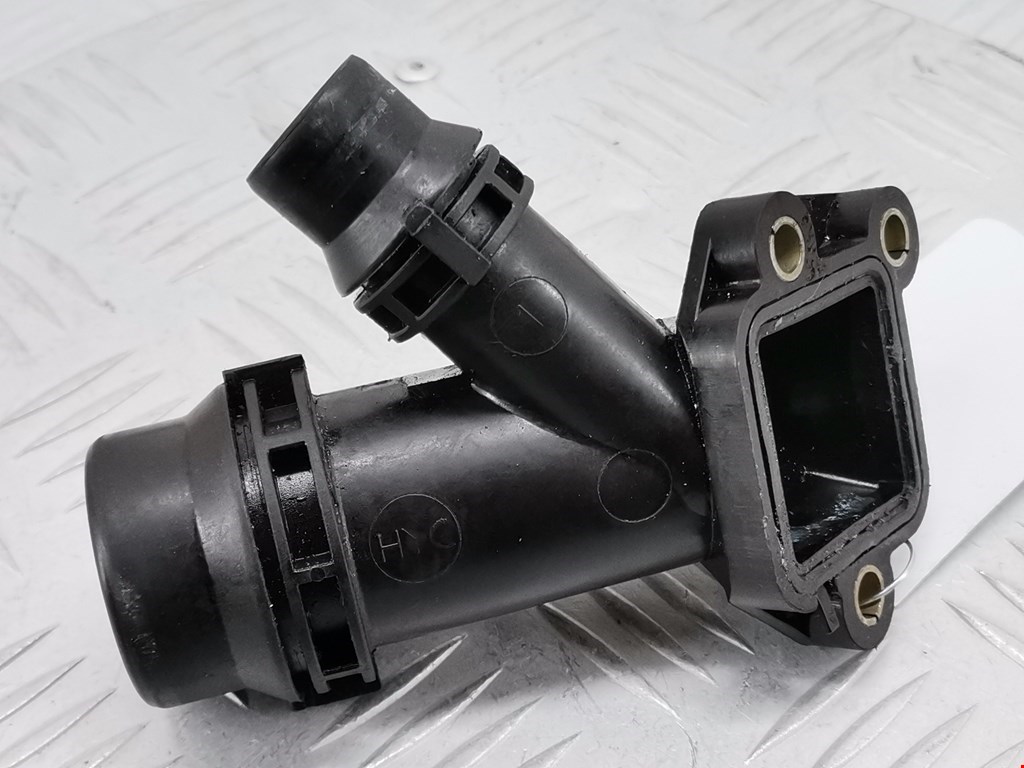 Тройник системы охлаждения BMW 3er E46 1998-2006