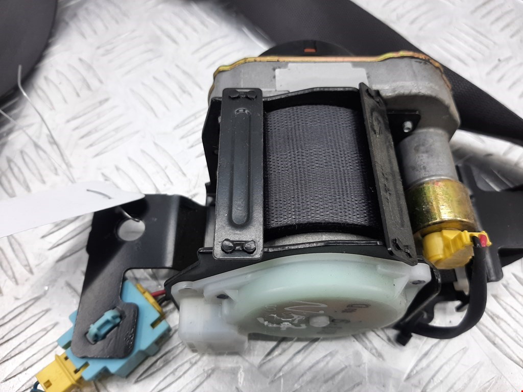 Ремень безопасности передний правый HONDA Accord VI 1998-2002