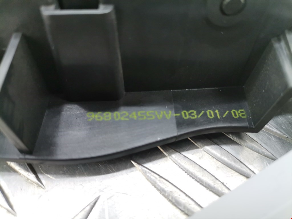 Ручка дверная передняя внутренняя правая PEUGEOT 207 2006-2015