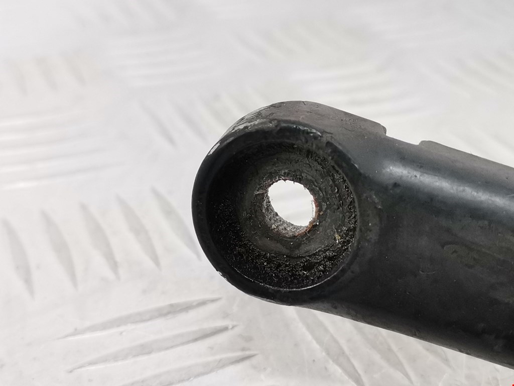 Поводок дворников передний левый/ правый MERCEDES-BENZ C-Class C-klasse W203 2000-2007