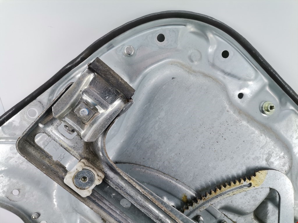 Стеклоподъемник задний левый FORD Focus II 2005-2011