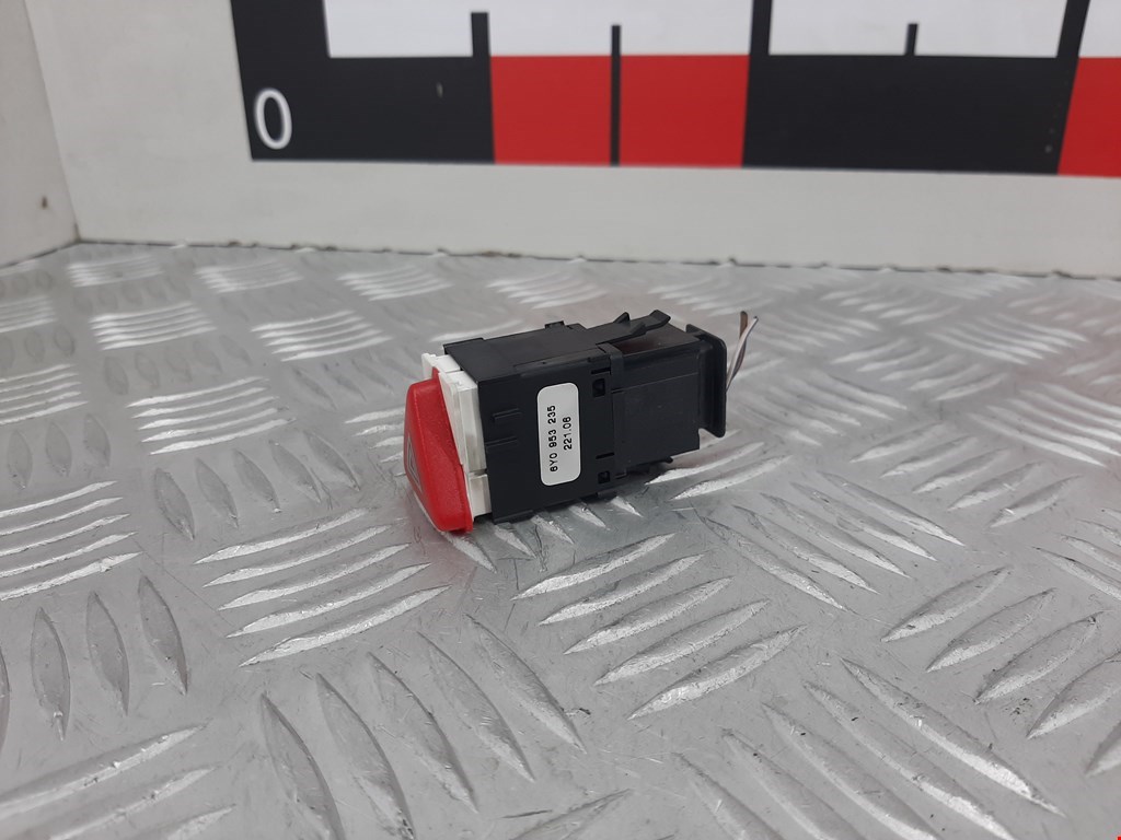 Кнопка аварийной сигнализации (аварийки) SKODA Fabia MK1 1999-2006