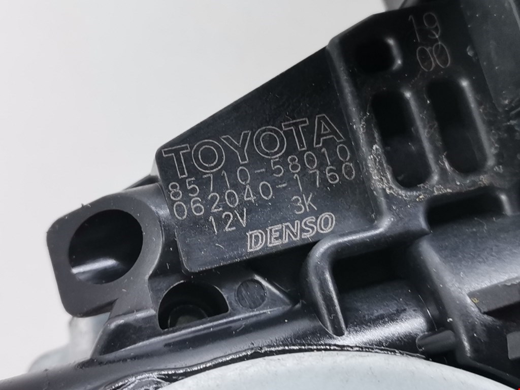 Стеклоподъемник передний правый TOYOTA Land Cruiser Prado 120 2002-2009