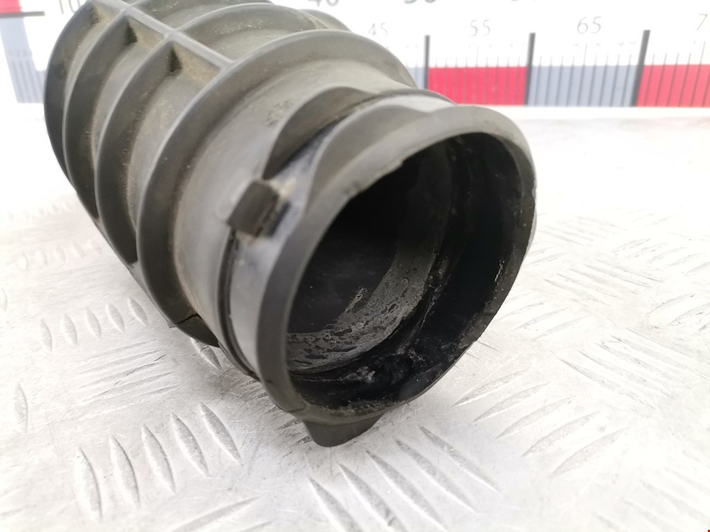 Патрубок воздушного фильтра FORD Transit 2000-2006