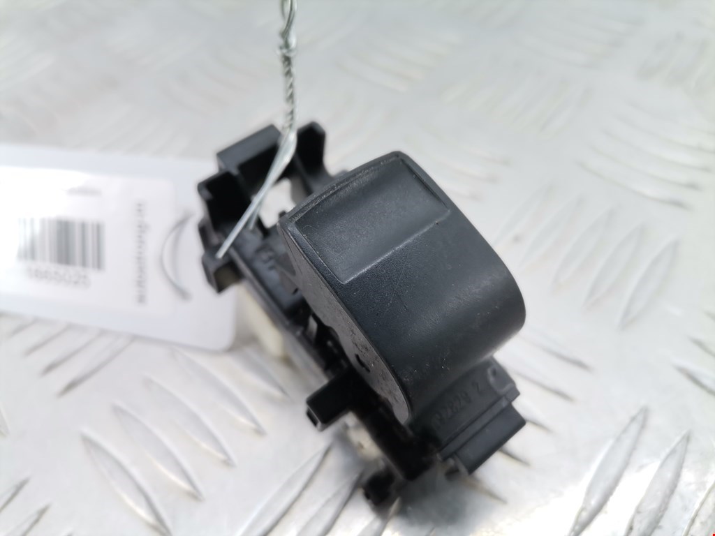 Кнопка стеклоподъемника TOYOTA RAV 4 XA30 2006-2012