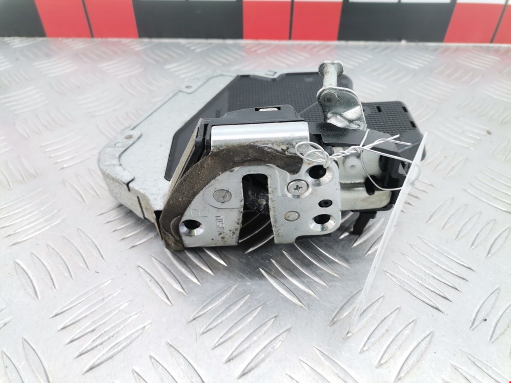 Замок двери задней правой TOYOTA RAV 4 XA30 2006-2012