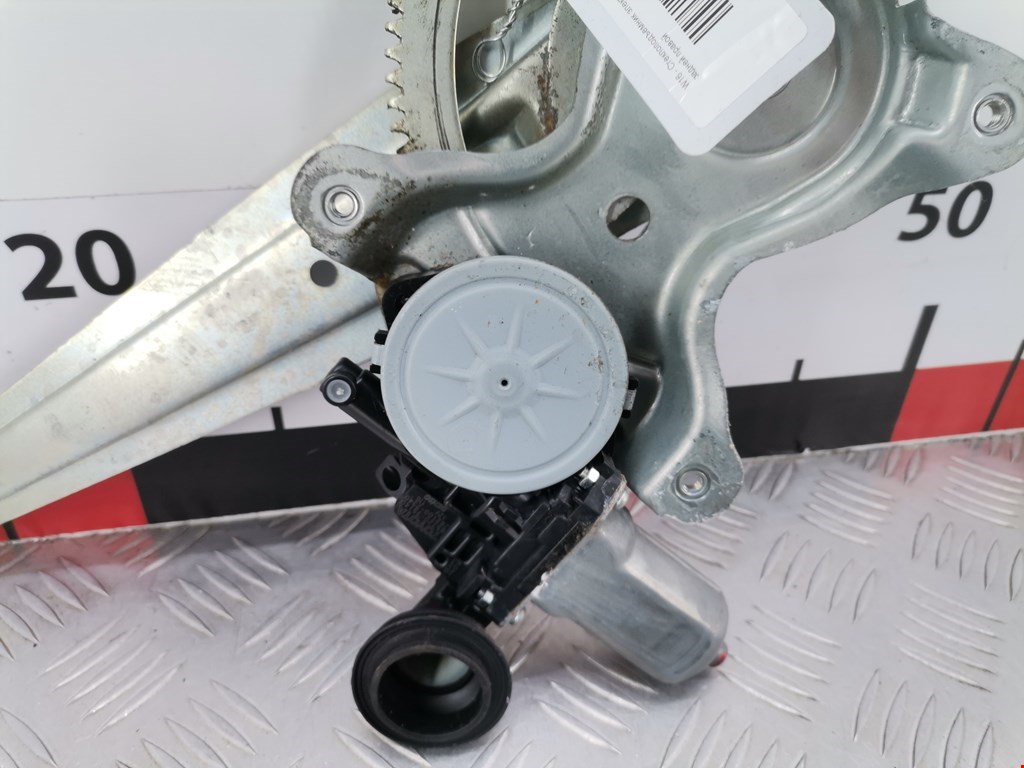 Стеклоподъемник задний правый TOYOTA RAV 4 XA30 2006-2012