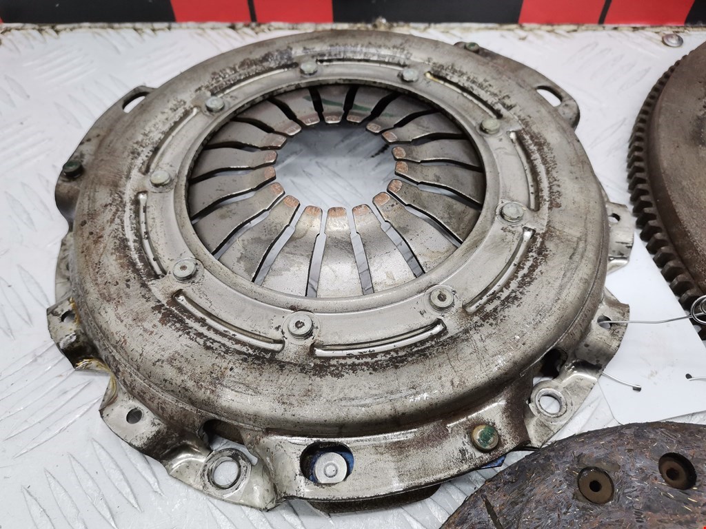 Маховик (демпфер сцепления) OPEL Meriva B 2010-2018