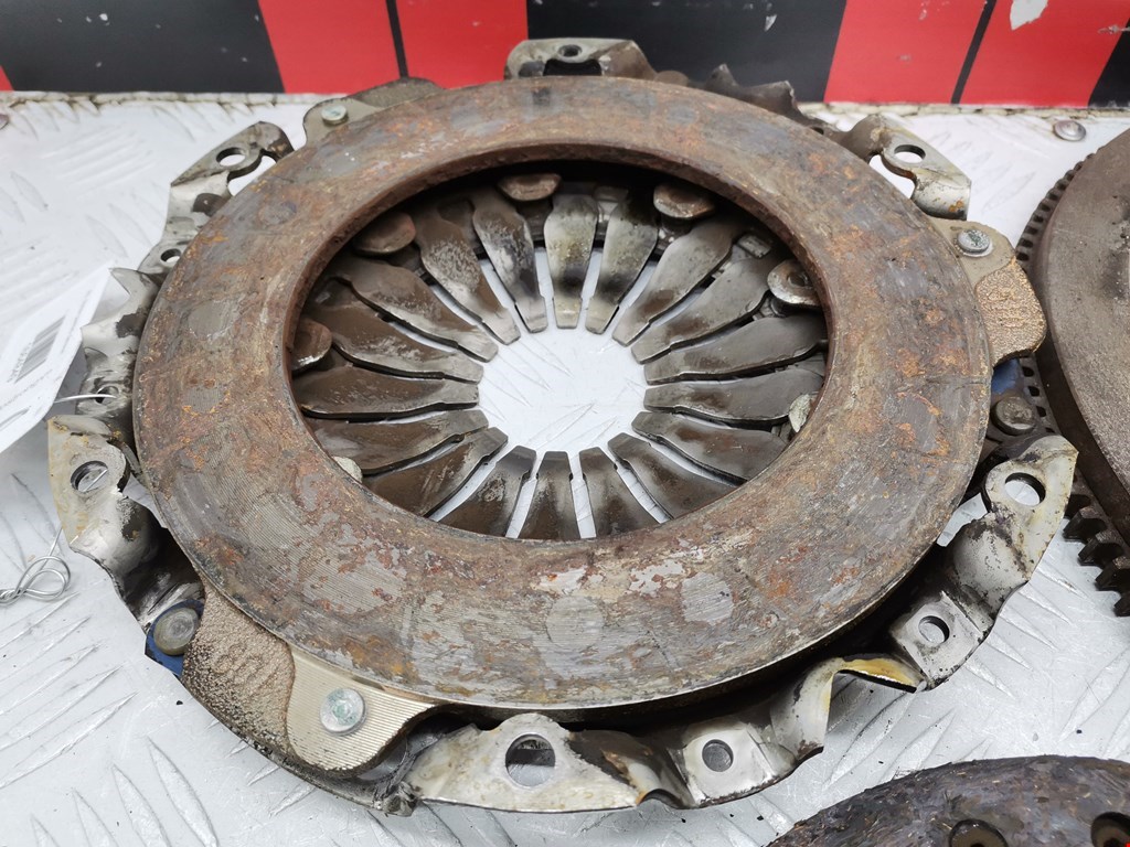 Маховик (демпфер сцепления) OPEL Meriva B 2010-2018