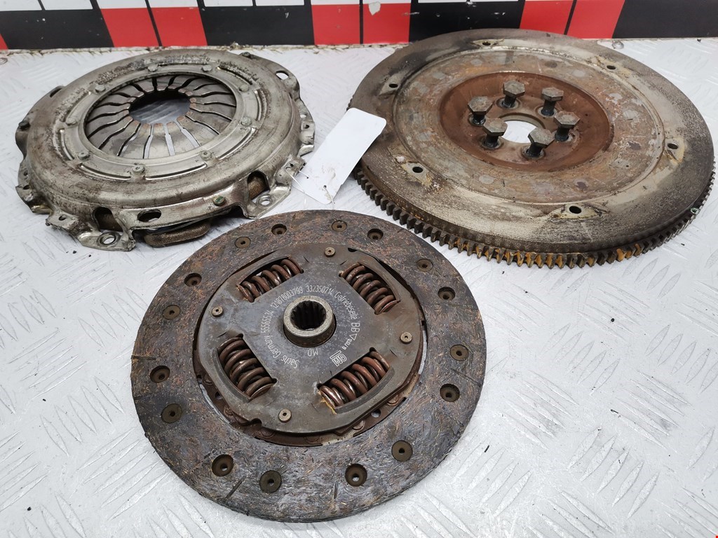 Маховик (демпфер сцепления) OPEL Meriva B 2010-2018