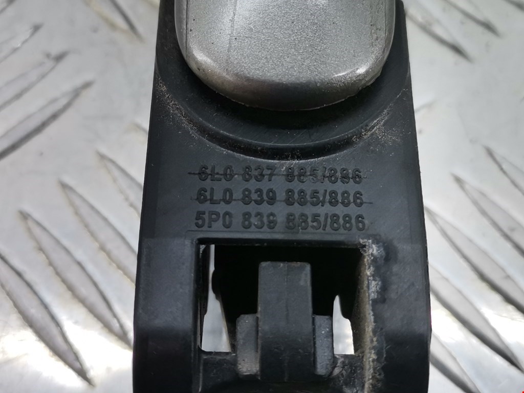 Ручка двери задней наружная левая SEAT Leon 1999-2005