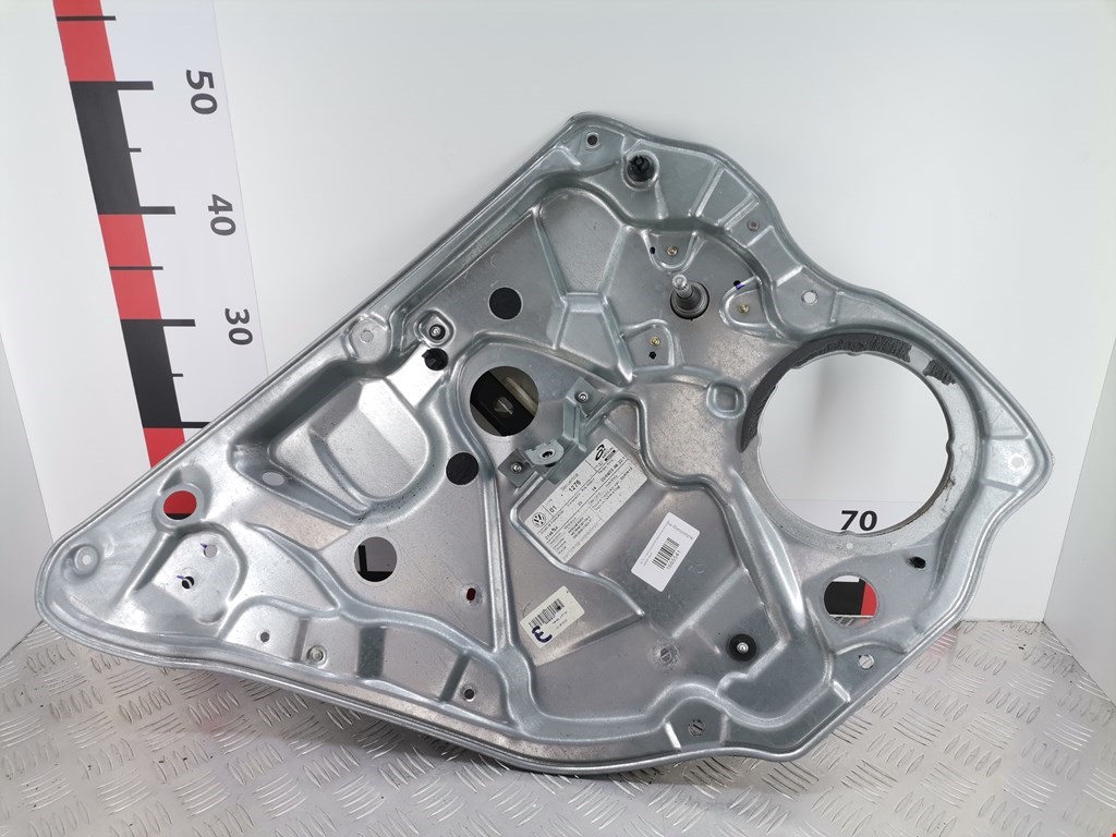 Стеклоподъемник задний левый VOLKSWAGEN Polo IV 2001-2009