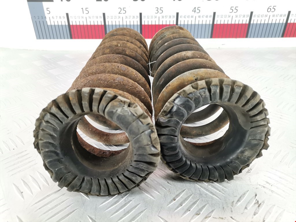 Пружина задняя левая/правая CHRYSLER Pacifica 2003-2008