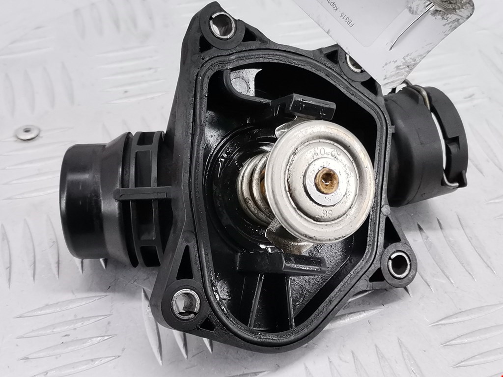 Корпус термостата BMW 5er 5 серия E60/E61 2003-2010