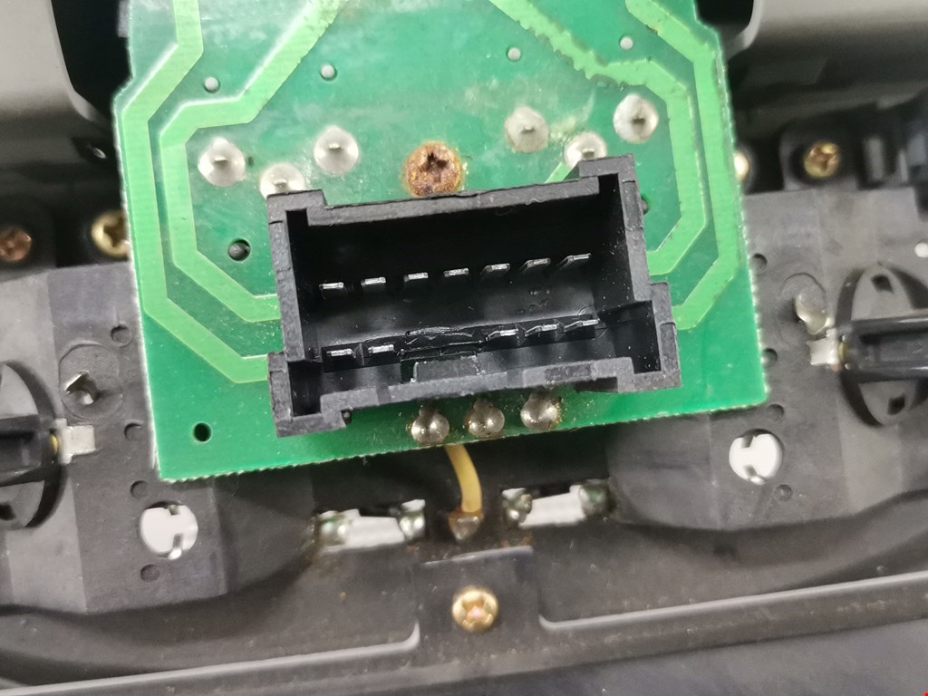 Плафон салонный (салона фонарь) KIA Carnival I 1999-2005