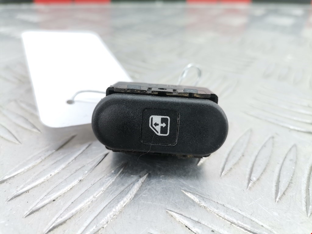 Кнопка стеклоподъемника LANCIA Kappa 1994-2000