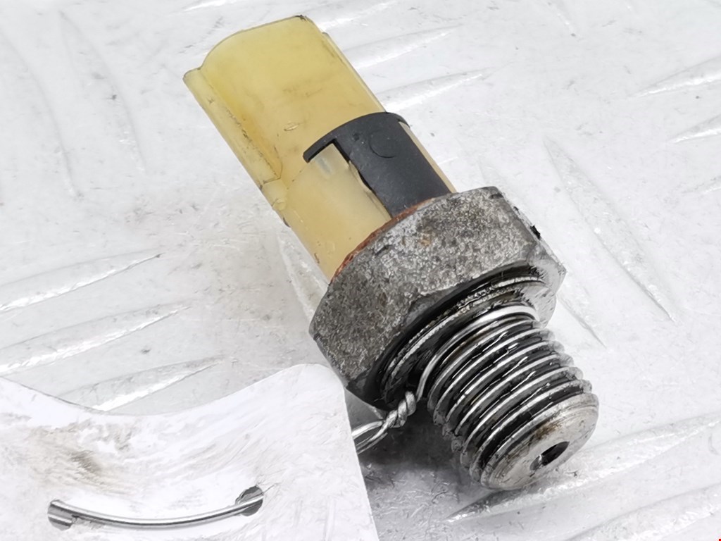 Датчик давления масла RENAULT Megane II 2002-2009