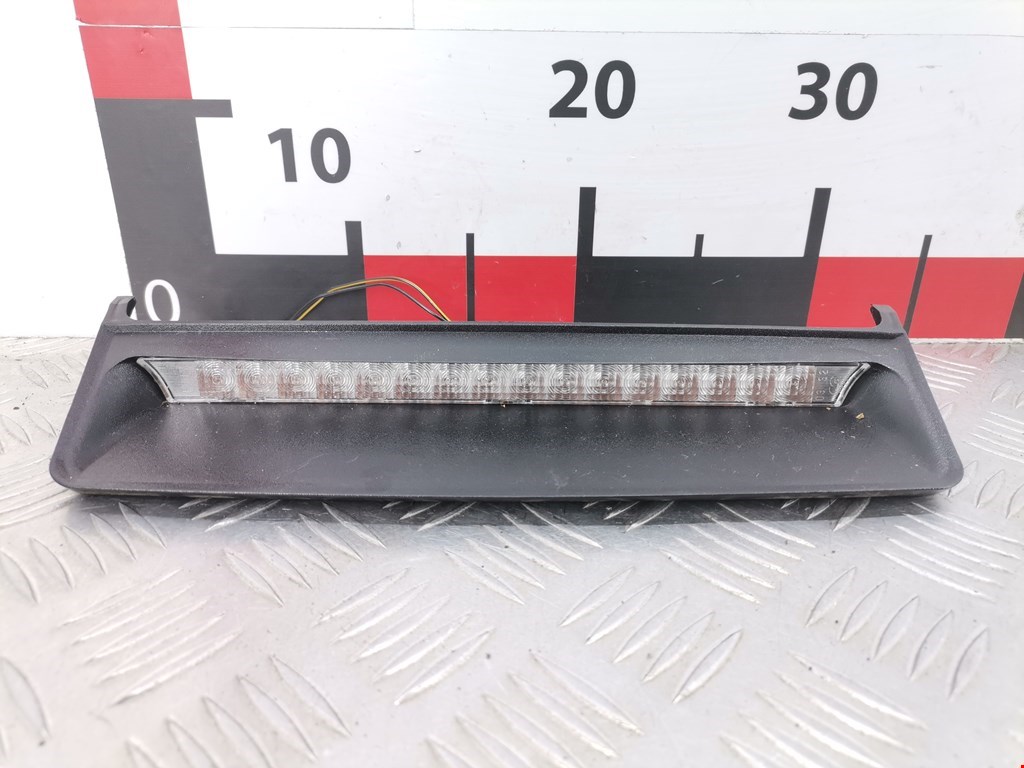 Фонарь дополнительный тормозной (стоп-сигнал) Opel Astra G (1998-2004)