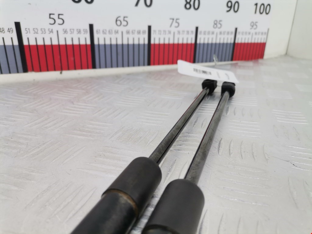 Амортизатор крышки (двери) багажника AUDI A4 B6 2001-2005