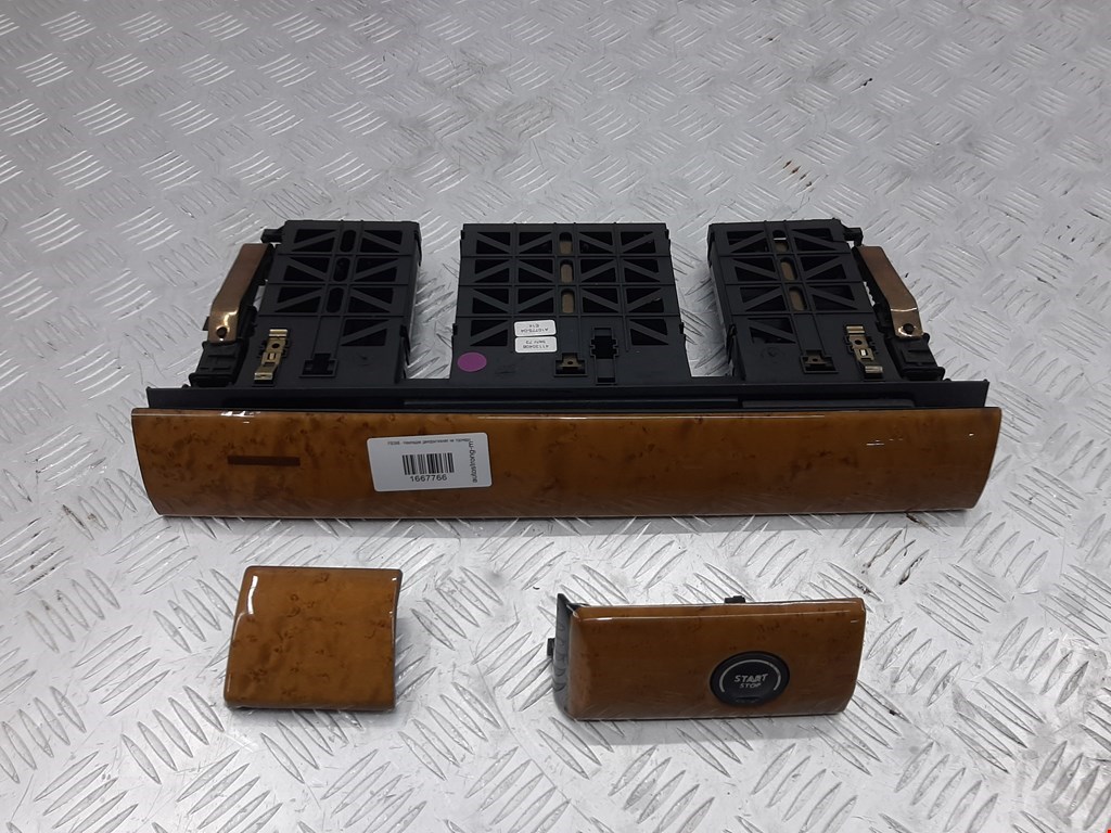 Накладка декоративная RENAULT Vel Satis 2002-2009