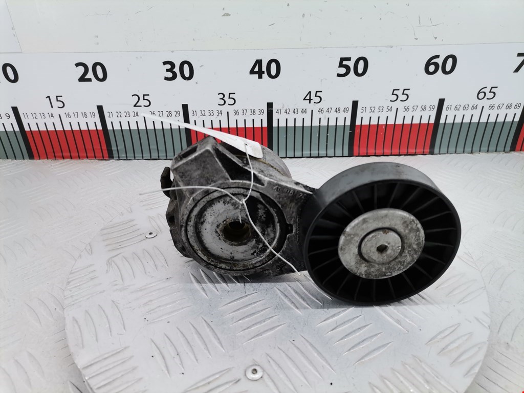 Натяжитель ремня генератора (приводного поликлинового ремня Saab 9-3 (1) (1998-2003)