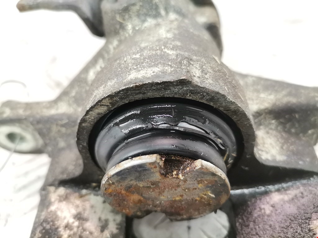 Суппорт задний правый FORD Mondeo III 2000-2007