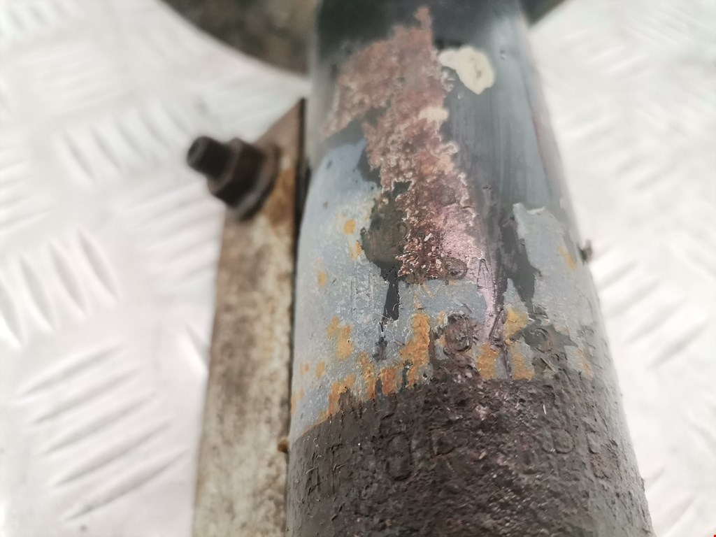 Амортизатор передний правый FORD Focus I 1998-2005