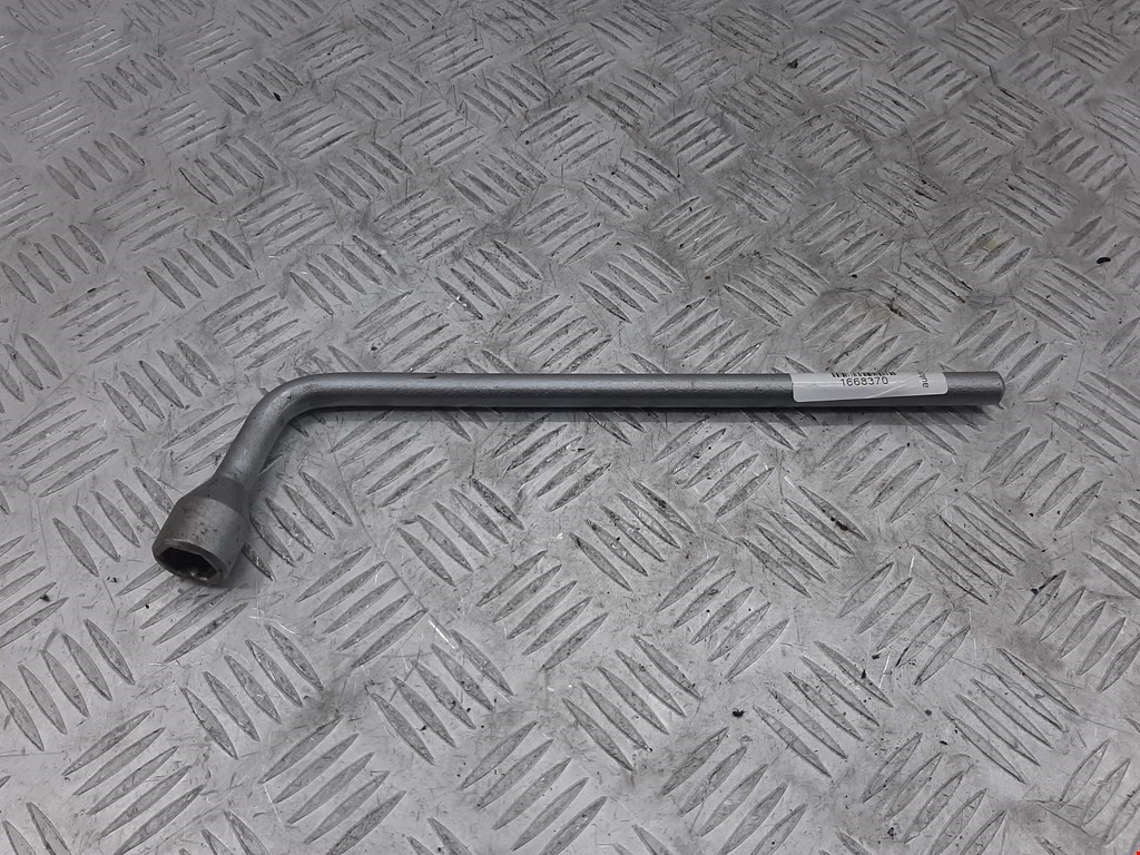 Ключ балонный MERCEDES-BENZ C-Class C-klasse W203 2000-2007