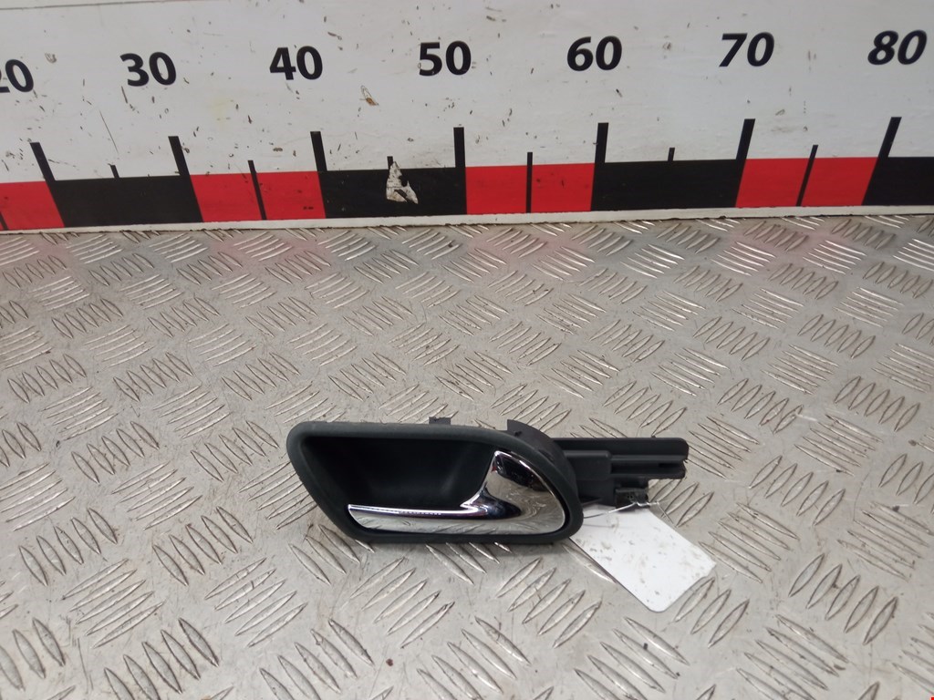 Ручка дверная задняя внутренняя правая VOLKSWAGEN Golf V 2003-2009