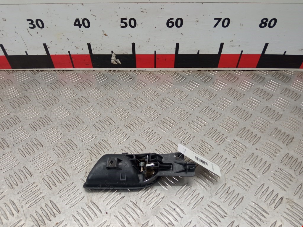 Ручка дверная задняя внутренняя правая VOLKSWAGEN Golf V 2003-2009