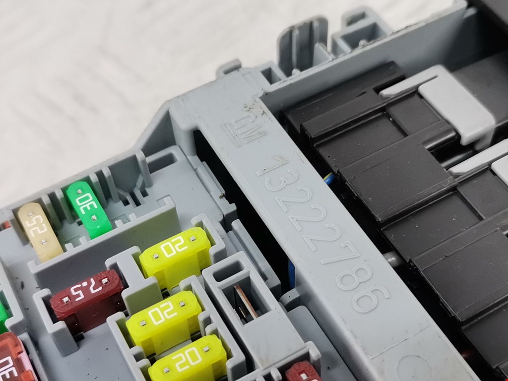 Датчик уровня в бачок омывателя CHEVROLET Orlando 2011-2015