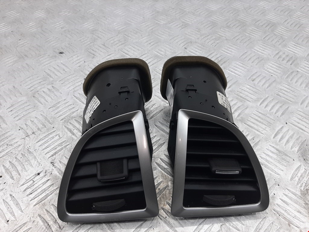 Дефлектор воздушный OPEL Astra J 2009-2017