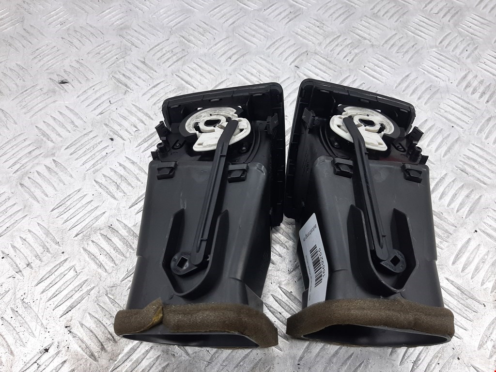 Дефлектор воздушный OPEL Astra J 2009-2017