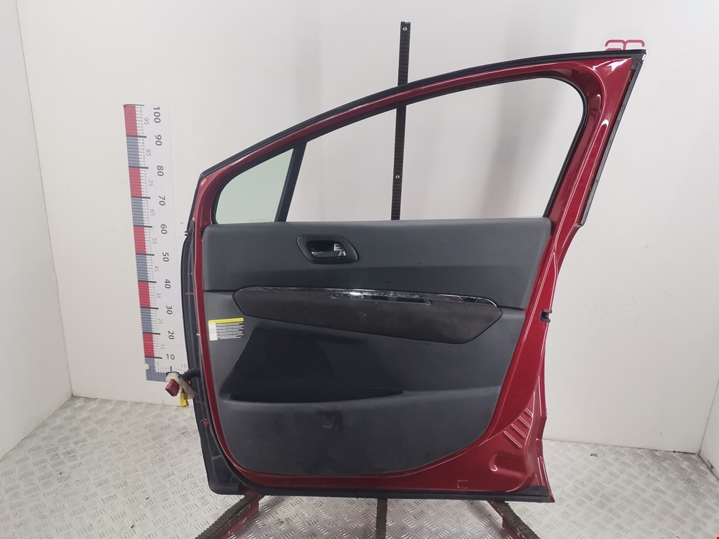Дверь передняя правая PEUGEOT 3008 2009-2016