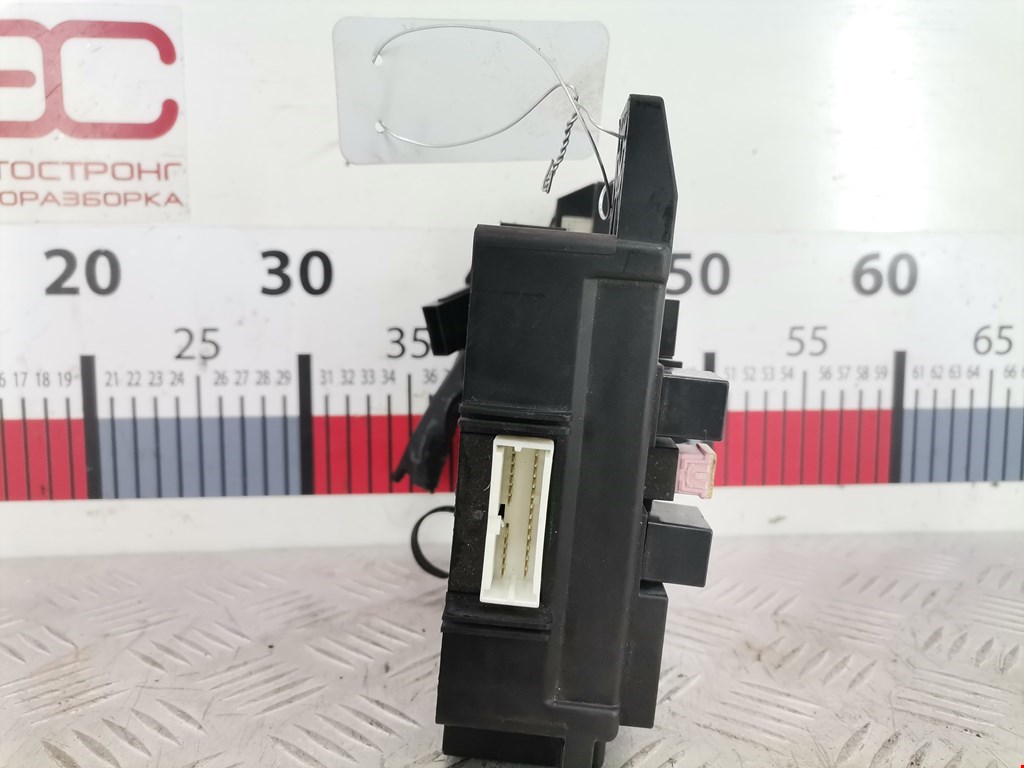 Блок реле MITSUBISHI Outlander XL 2006-2012