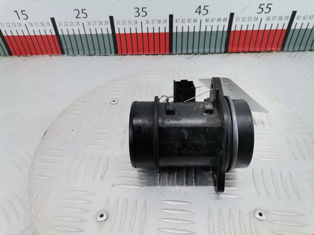 Расходомер воздуха (массметр, датчик ДМРВ) FORD Fiesta 2008-2012