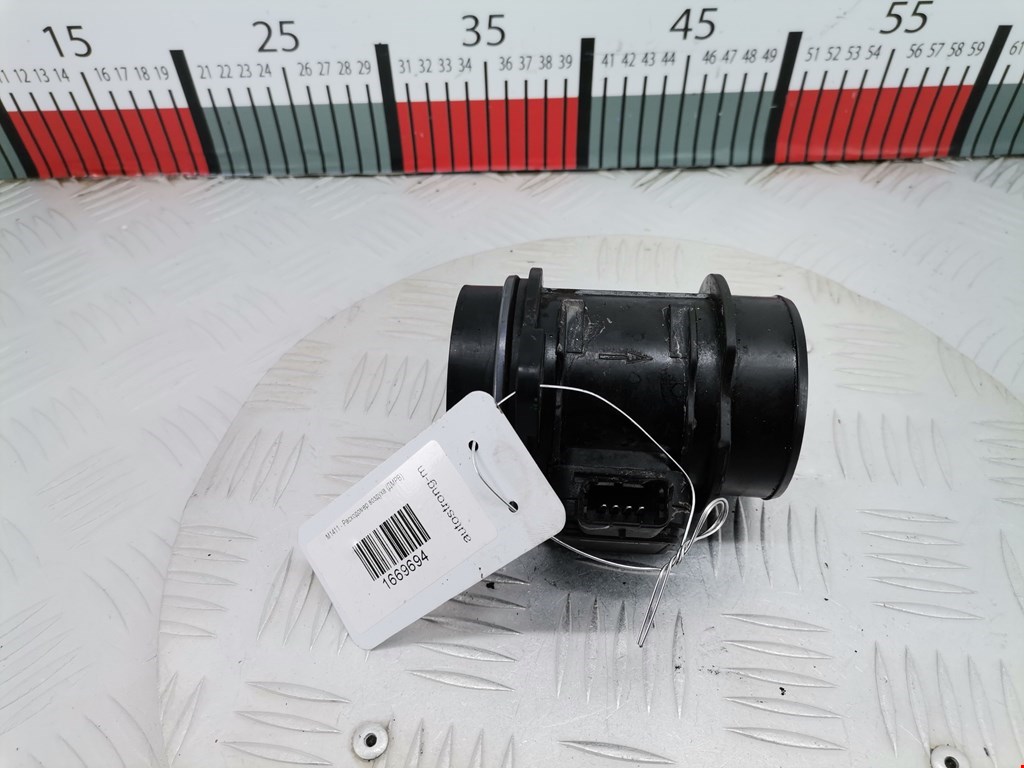 Расходомер воздуха (массметр, датчик ДМРВ) FORD Fiesta 2008-2012