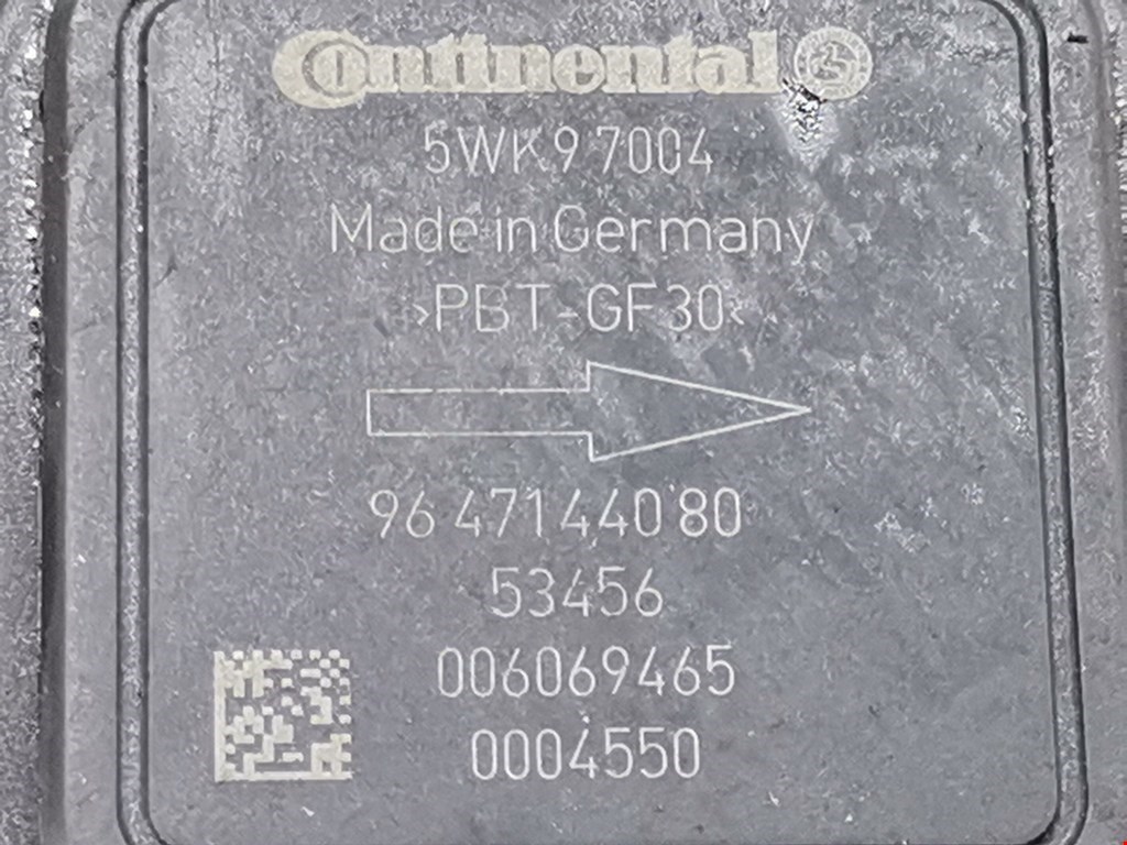 Расходомер воздуха (массметр, датчик ДМРВ) FORD Fiesta 2008-2012