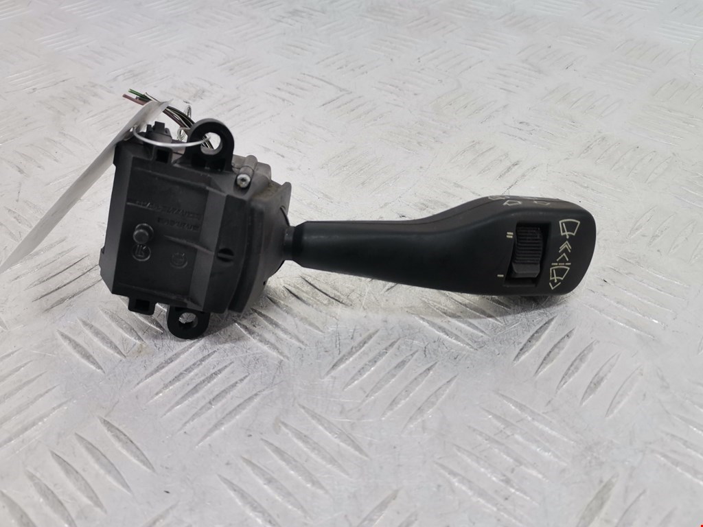 Переключатель стеклоочистителя BMW X3 E83 2003-2010