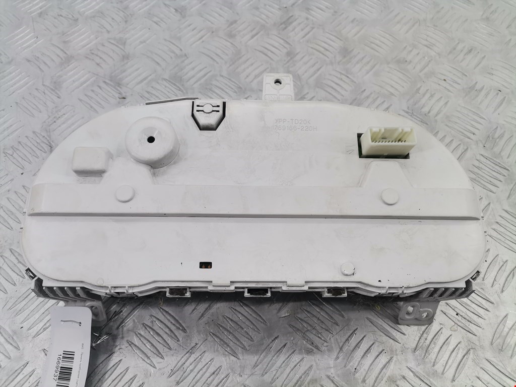 Панель приборов (щиток) MITSUBISHI Outlander XL 2006-2012