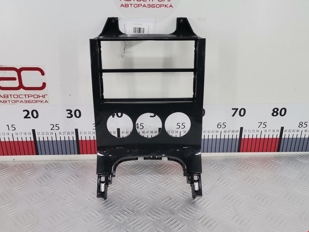 Рамка магнитолы PEUGEOT Partner 2008-2018