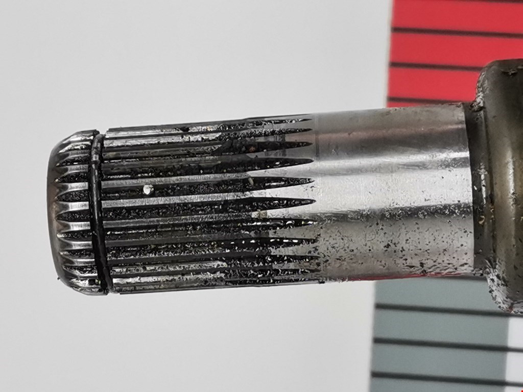 Полуось (привод, приводной вал) задняя левая LAND ROVER Range Rover 2002-2012